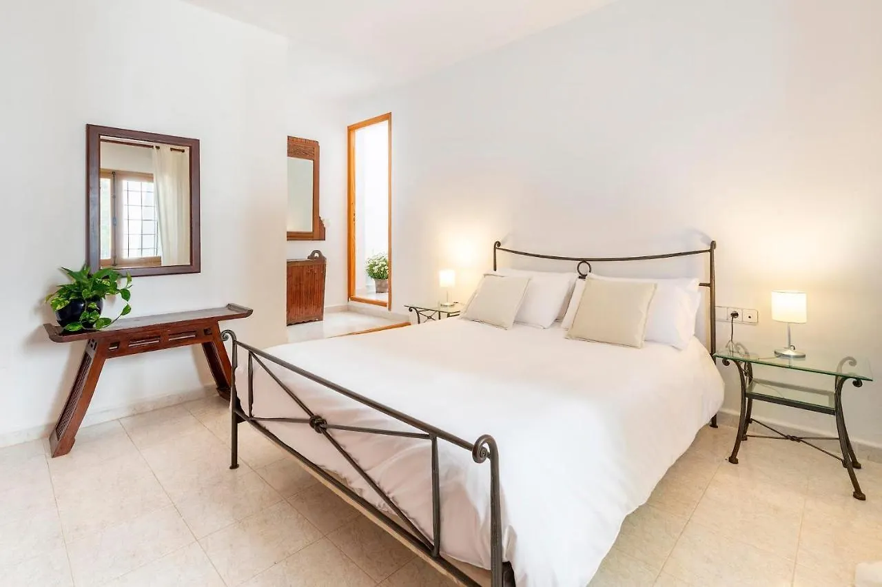 Villa Jasmin Sant Llorenc de Balafia